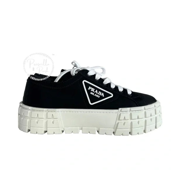 NWB Prada Double Wheel low-top sneakers 38.5 Black White Platform Sole Logo