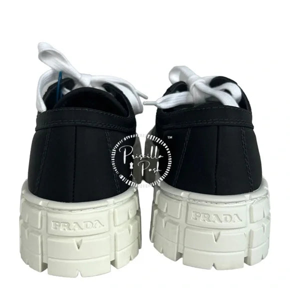 NWB Prada Double Wheel low-top sneakers 38.5 Black White Platform Sole Logo