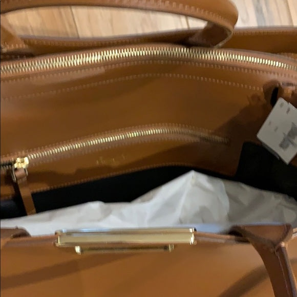*SOLD* NWT Roger Vivier Cabas Ines East West Medium Tote