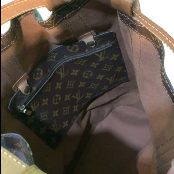 *SOLD* Louis Vuitton Monogram Randonnee GM Backpack Bag