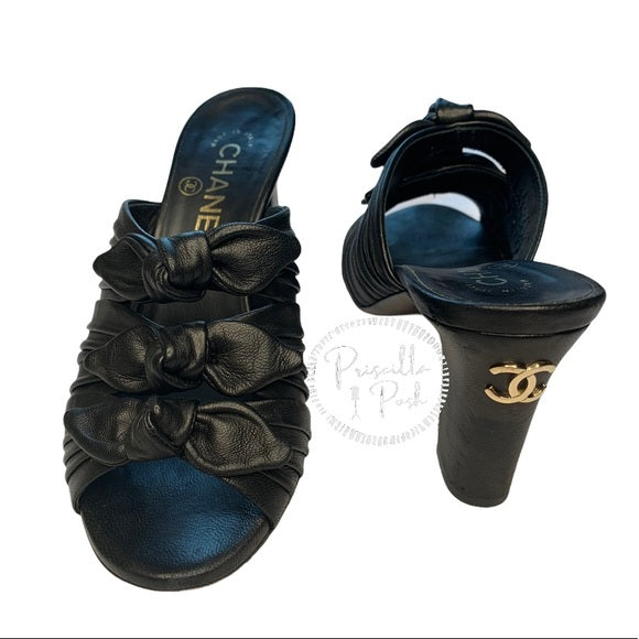 CHANEL 2018 Interlocking CC Logo Slides