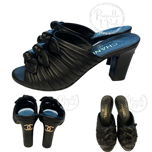 CHANEL 2018 Interlocking CC Logo Slides