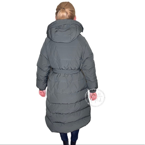 Moncler Neba Giubbotto Long Down Parka Olive Green