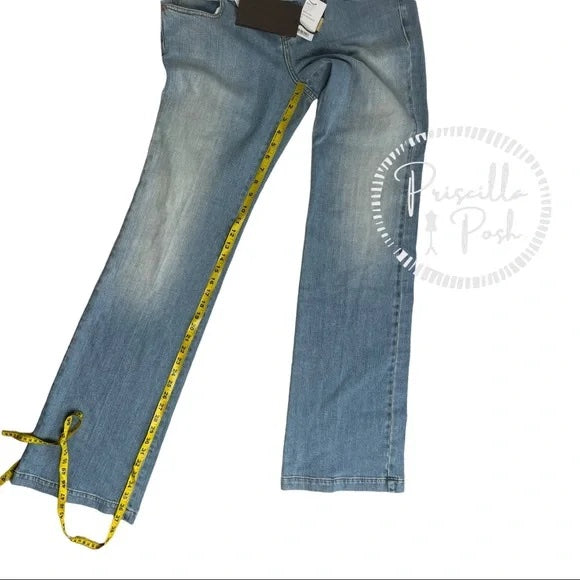 NWT Gucci Blue Stonewash Denim Floral Embroidered Back Flared Jeans Flower 70s