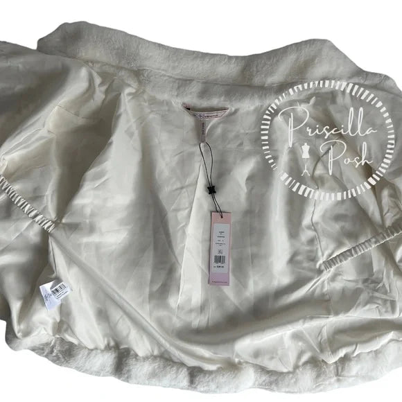 NWT BCBGMaxazria Ivory White Faux Fur Shrug Wrap Capelet Jacket Bridal Stole