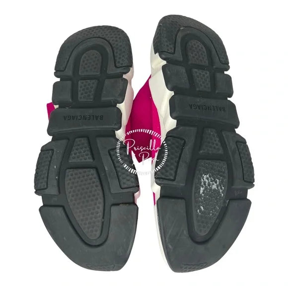 Balenciaga Speed 2.0 Sneaker in dark pink recycled knit, white and black sole 8