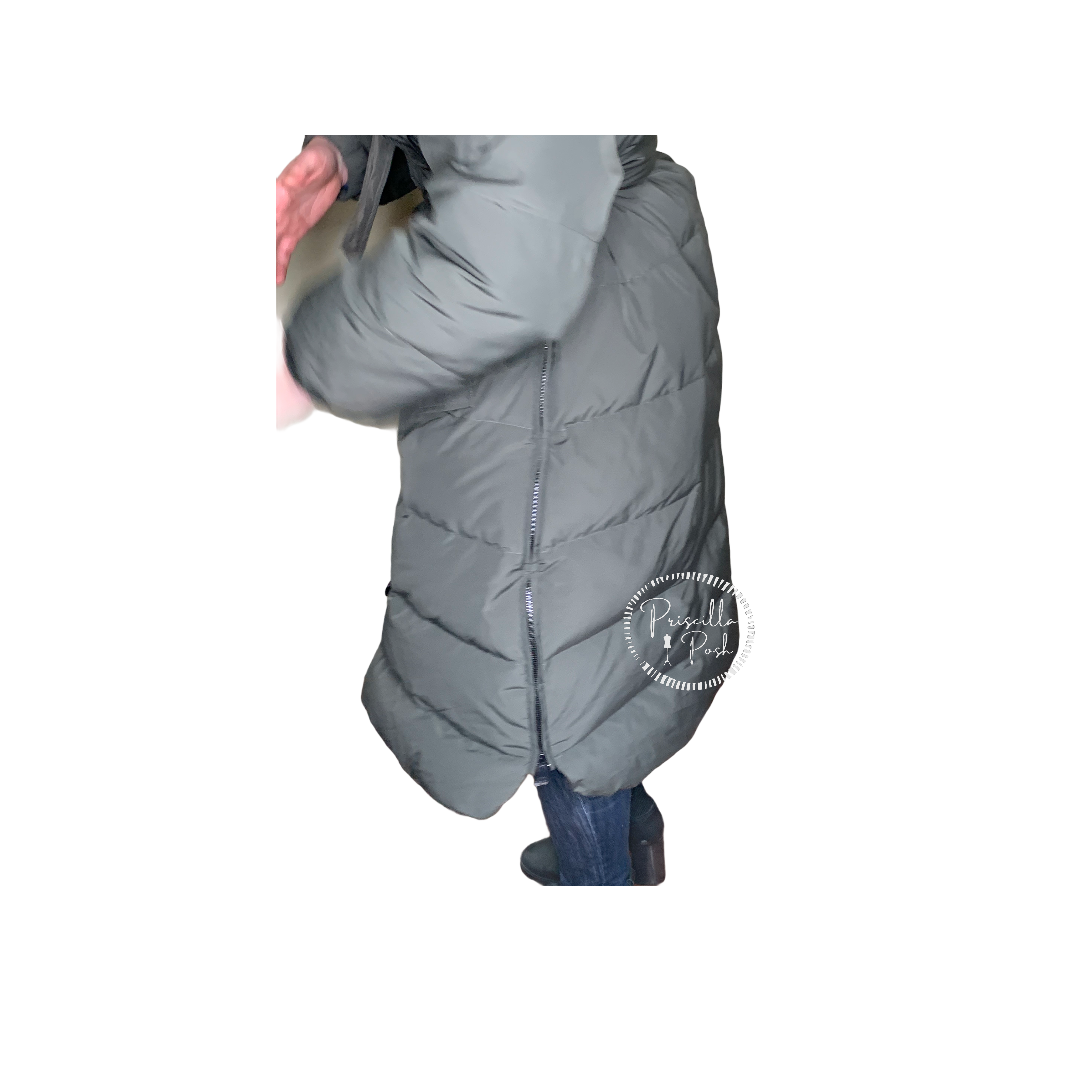 Moncler Neba Giubbotto Long Down Parka Olive Green