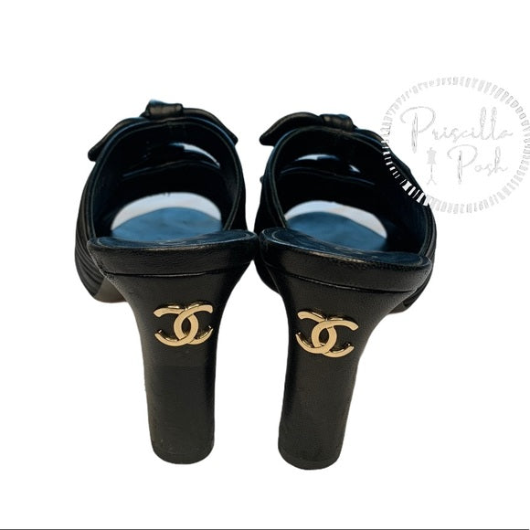 CHANEL 2018 Interlocking CC Logo Slides