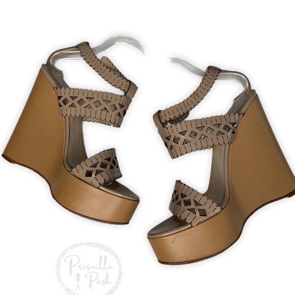 Chloé Laser Cutout Leather Platform Wedges 39