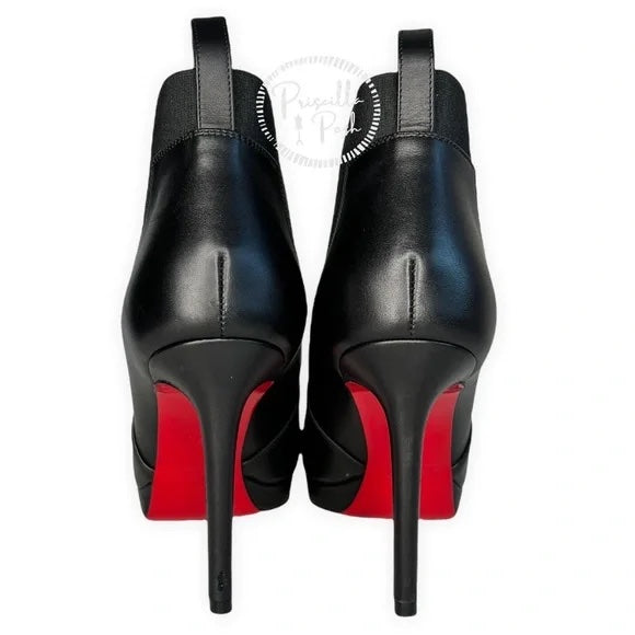 Christian hot sale louboutin crochinetta